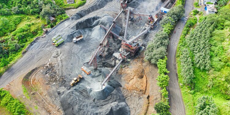 Konsesi Tambang ke Perguruan Tinggi, Firdaus Cahyadi Sebut Upaya Meredam Perlawanan Masyarakat