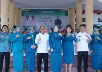 Yusra Alhabsyi Lantik TP-PKK Bolmong: Siap Gempur Stunting dan Perkuat Ekonomi Keluarga