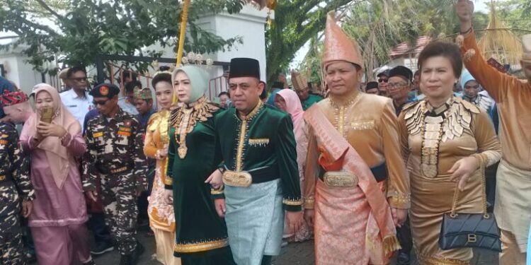 Yusra Alhabsyi dan Dony Lumenta Resmi Pimpin Bolmong, Dijemput dengan Prosesi Adat Sakral
