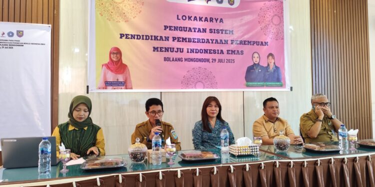 Gaungkan Peran Perempuan di Era Digital, Sekretaris PKK Bolmong: Keluarga Jadi Sekolah Pertama