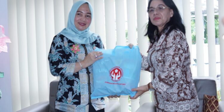 Dari Bolmong ke Bitung, Kalsum Alhabsyi Bawa Semangat Perempuan Daerah Majukan Ekonomi Kreatif