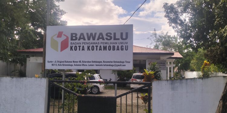 Kejari Kuliti Dana Hibah Pilkada: Oknum Sekertaris dan Bendahara Bawaslu Kotamobagu Diperiksa