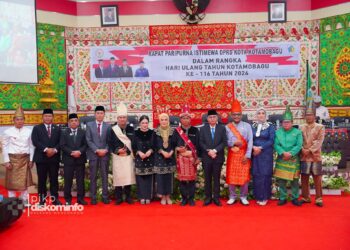 Hadir di Paripurna, Iskandar–Deddy Beri Ucapan HUT Kotamobagu: Sinergi BMR Kian Menguat