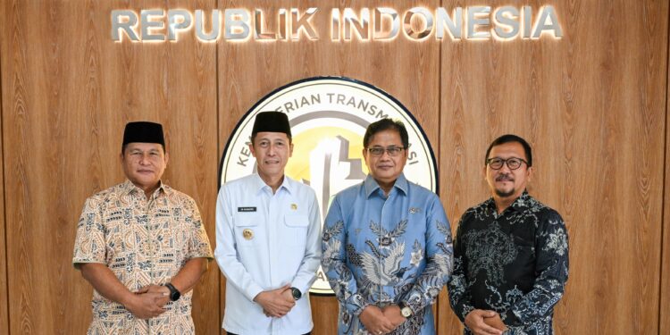 Ketua DPRD Bolsel Kawal Langsung Mega Program Transmigrasi “Timur Tengah Ideal” di Kementerian