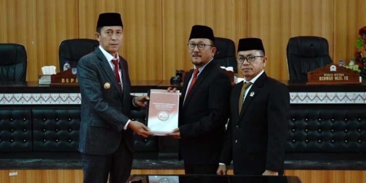 DPRD Bolsel Satu Suara, Tiga Fraksi Setujui APBD Perubahan 2026